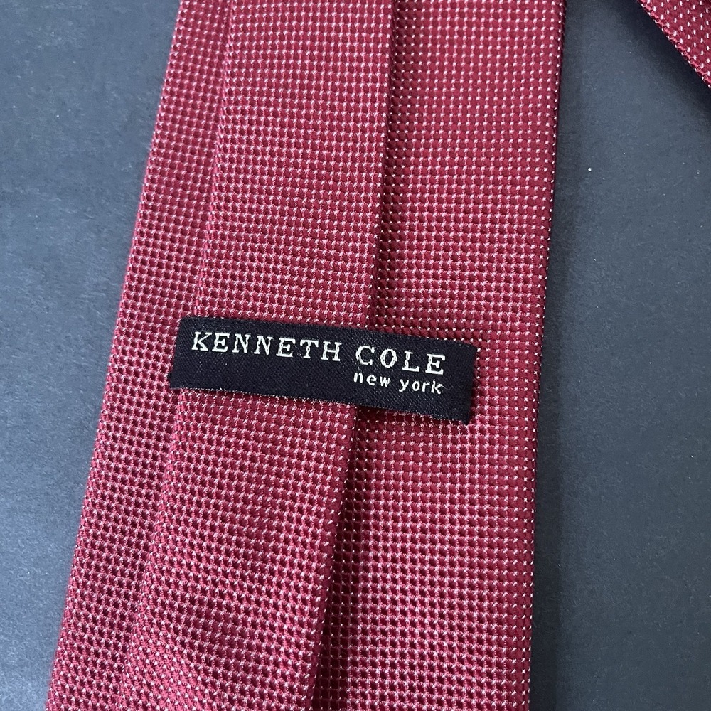 Kenneth Cole New York, Formal Red Tie,geometric EUC